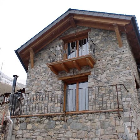 Pensió i Apartaments la Bordeta Estación Exterior foto